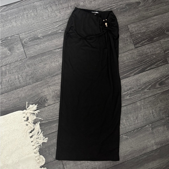 Brand new fitted maxi skirt - Picture 3 of 3